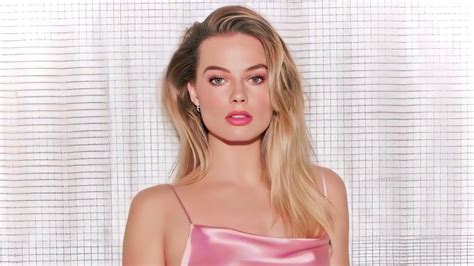 Margot Robbie escolheu ficar nua nesse filme, mas depois。